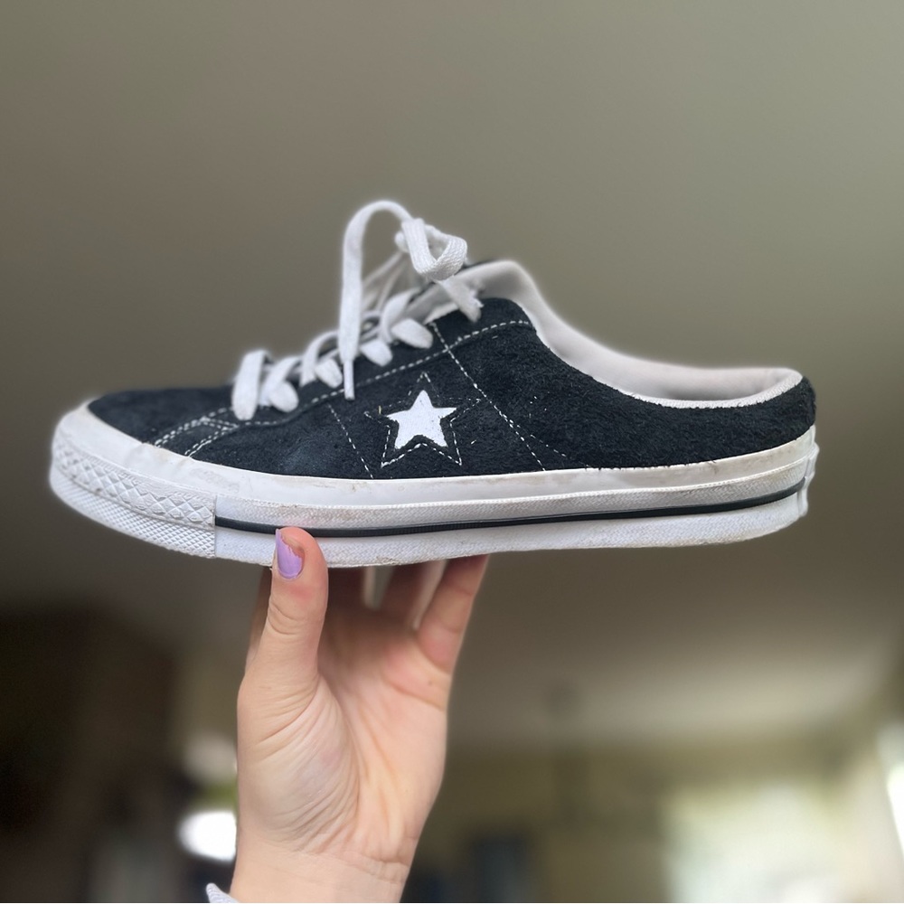 One star converse